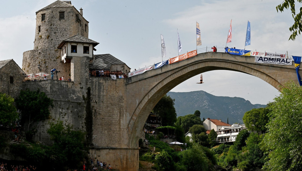 Otvorena manifestacija 456. skokova sa Starog mosta u Mostaru