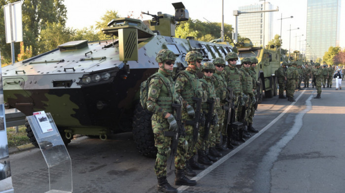 Vučić na prikazu naoružanja i vojne opreme na Ušću: Ovo nismo mogli ni da sanjamo