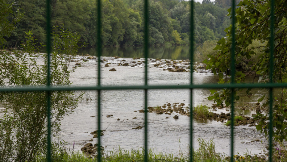 Hojs najavio produžavanje žičane ograde na granici sa Hrvatskom