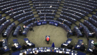 Evropski parlament pozvao na novi paket sankcija Moskvi zbog rastućih tenzija oko Ukrajine