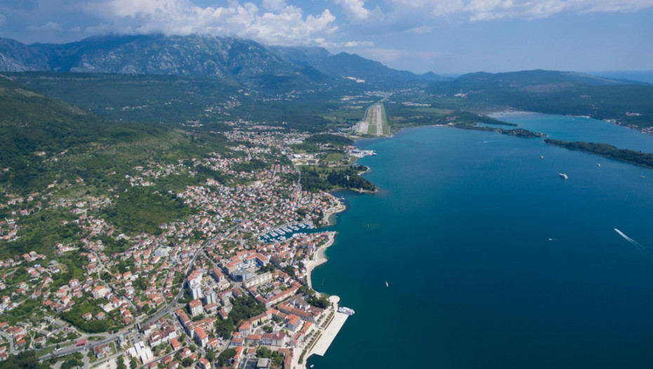 Crna Gora pooštrila uslove za ulazak u zemlju