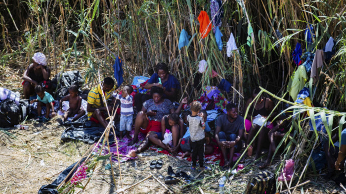 Više od 300 Haićana proterano iz Teksasa stiglo u domovinu