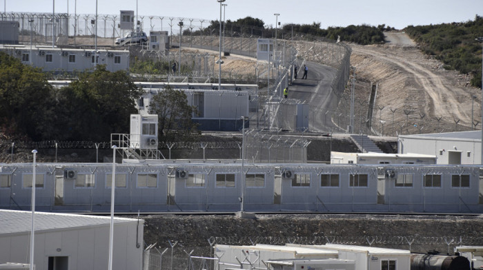 Grčka otvorila novi kamp za migrante na ostrvu Samos