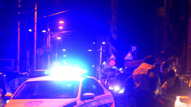 Filmska potera u Staroj Pazovi - odbegli zatvorenik ukrao automobil, pa bežeći od policije izazvao udes