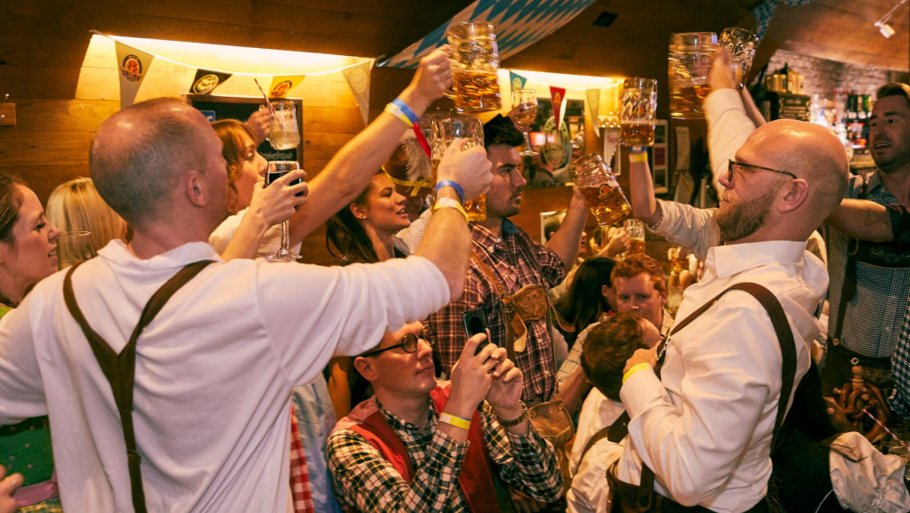Nemci tokom pandemije piju manje piva: Prošle godine opala prodaja za 3,4 odsto