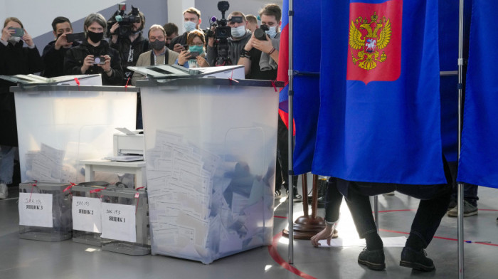 Prvi rezultati parlamentarnih izbora u Rusiji: Putinova Jedinstvena Rusija u prednosti, još četiri partije prešle cenzus