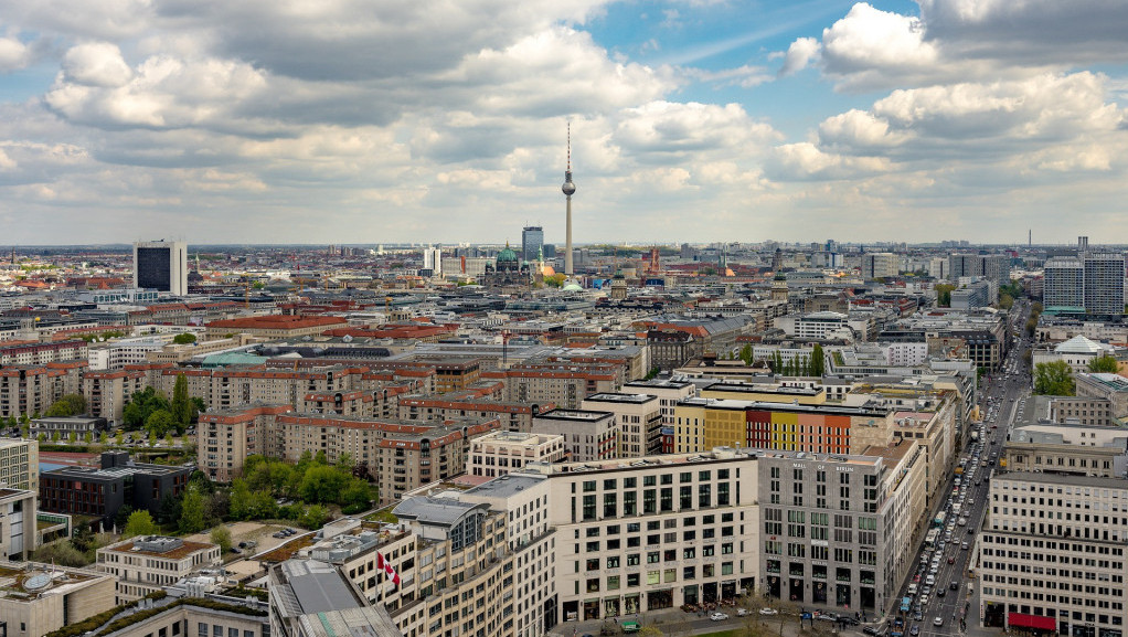U Berlinu kukasti krstovi na više od 80 automobila, policija pokrenula istragu