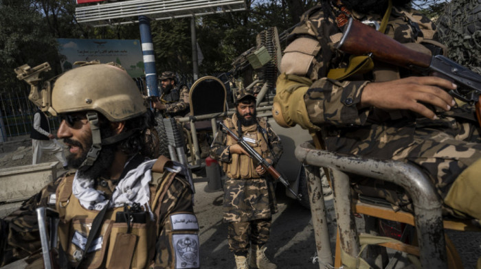 Pooštrena disciplina: Talibanima naloženo da žive u vojnim bazama, uveli uniforme
