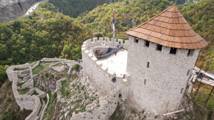 Restauracija užičkog Starog grada bliži se kraju: Srbi su se sa litice iznad Đetinje nekada branili od Turaka