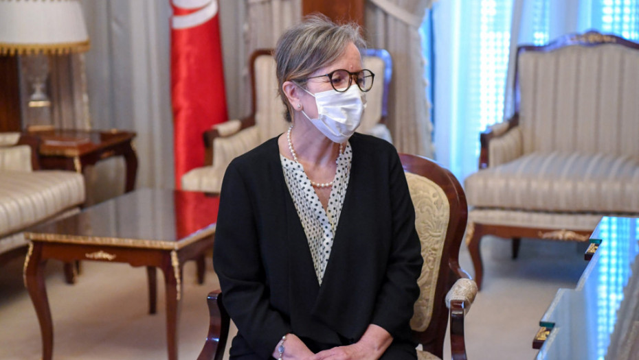 Tunis dobio novu vladu, u kabinetu deset žena