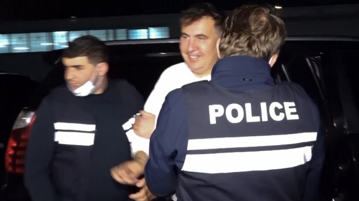 "Prete mu i zlostavljaju ga": Ombudsman tvrdi da su Sakašviliju ugrožena ljudska prava u zatvoru