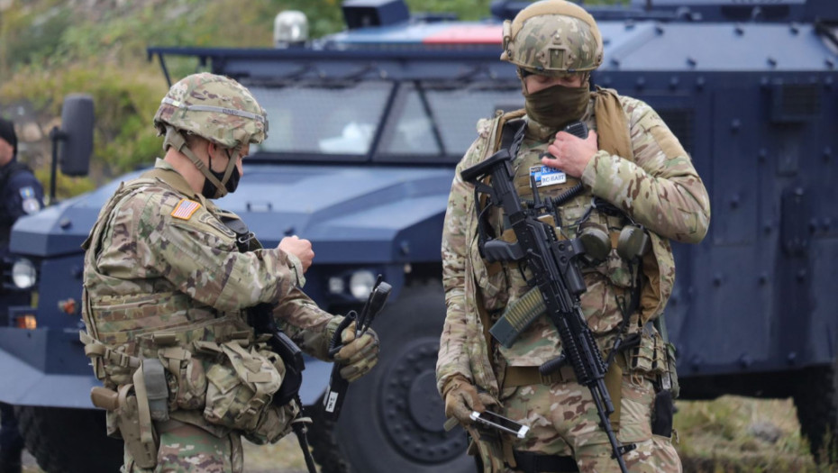 Švajcarska produžava mandat svojim vojnicima na Kosovu