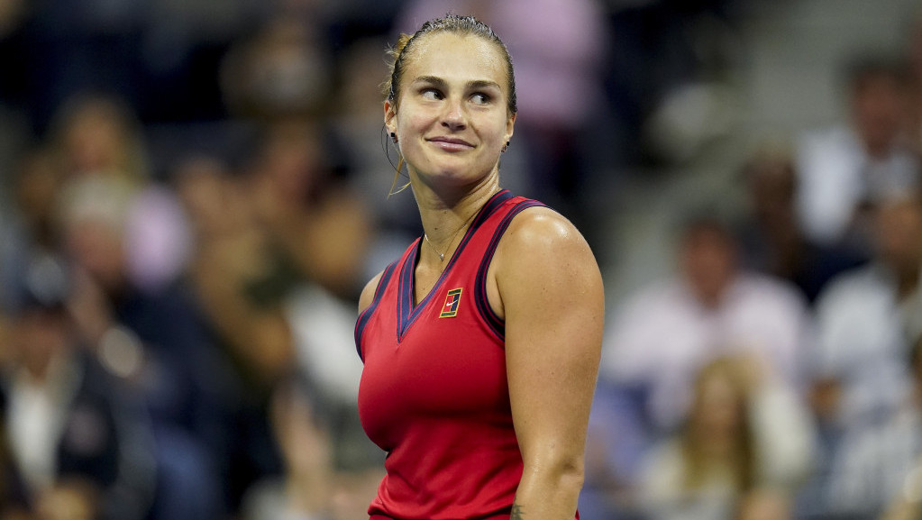 Sakari i Sabalenka u polufinalu završnog WTA turnira