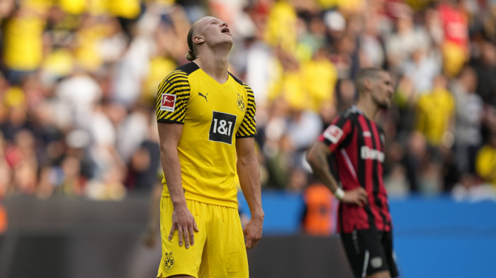 Peh za Dortmund: Haland na pauzi zbog povrede kuka