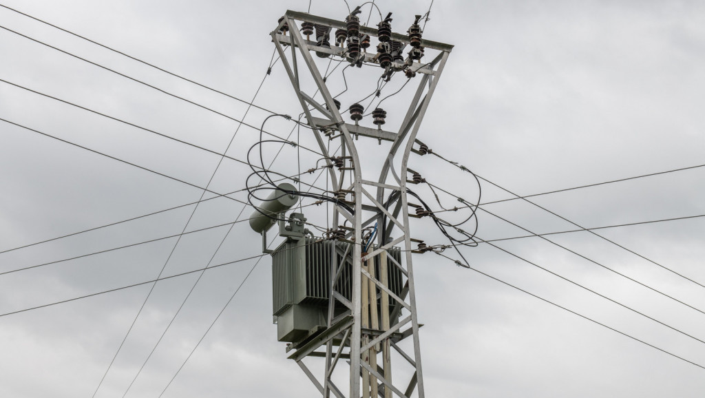 Od danas restrikcije električne energije na Kosovu - na svakih šest sati struje, dva bez