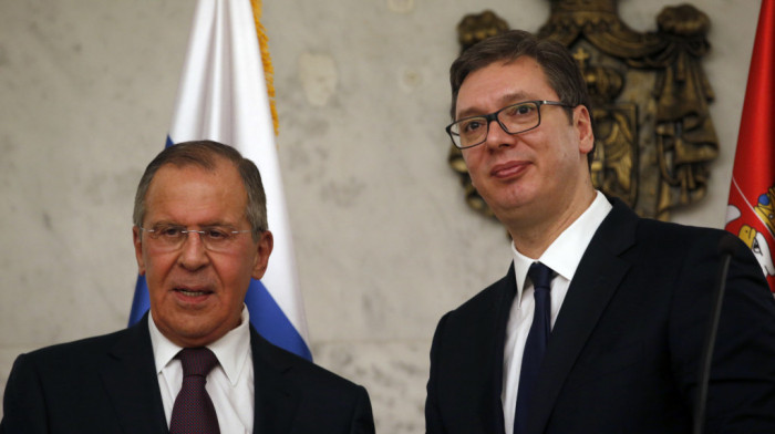 Lavrov stiže u Beograd, u nedelju sa Vučićem