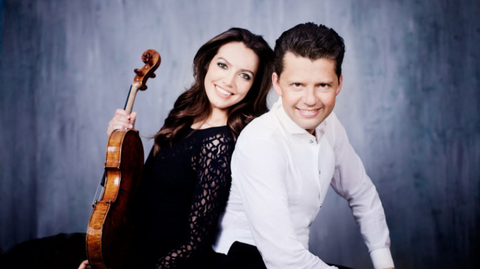 Zvezda klasične muzike Rahlin sa suprugom Sarom nastupa na Kolarcu