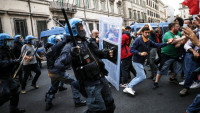 Neredi u Rimu zbog "zelenih propusnica", policija sprečila demonstrante da uđu u sedište vlade