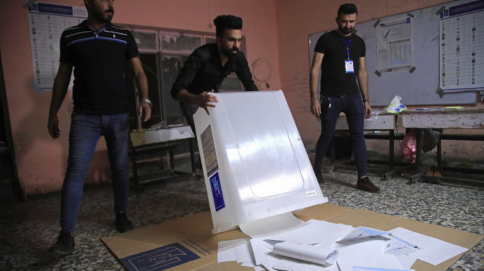 Zatvorena biračka mesta za parlamentarne izbore u Iraku