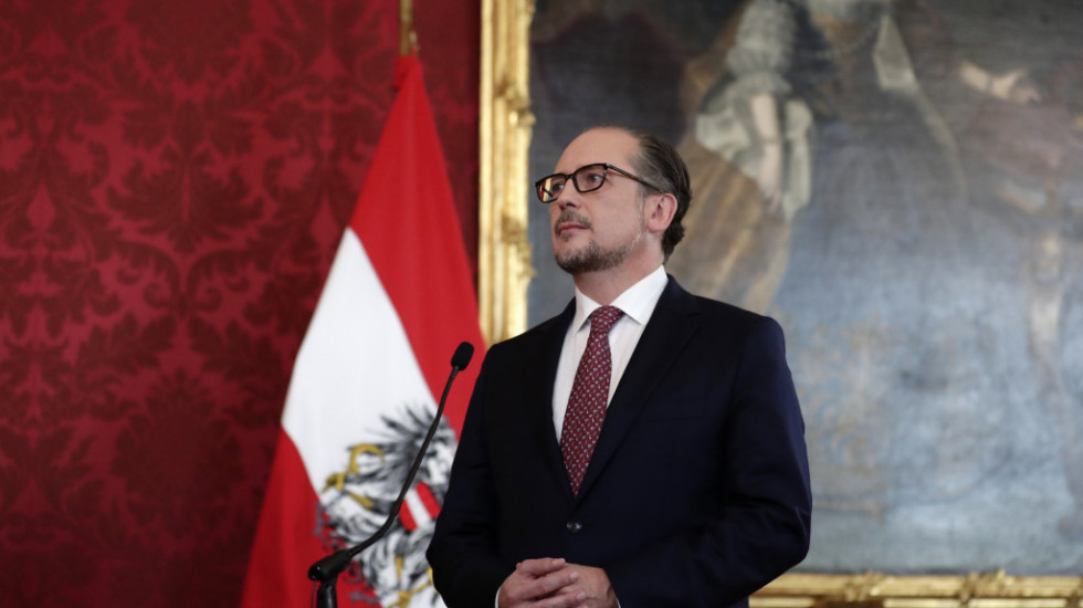 Pokrenuta istraga zbog pretnji austrijskom kancelaru i članovima vlade