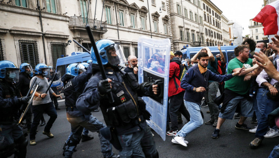 Ko su ultradesničari uhapšeni na rimskim protestima: Jedan od njih je nedavno imao gosta iz Srbije