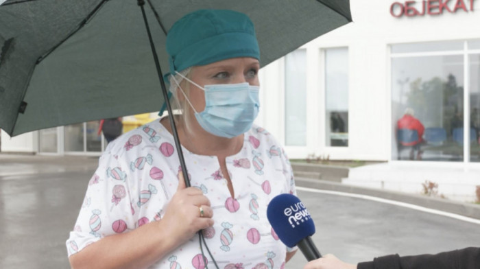 Dr Adžić Vukićević: Svaki dan gledamo kako se gase porodice, ali vakcinisani iz bolnice izađu na nogama, a ne u kesama