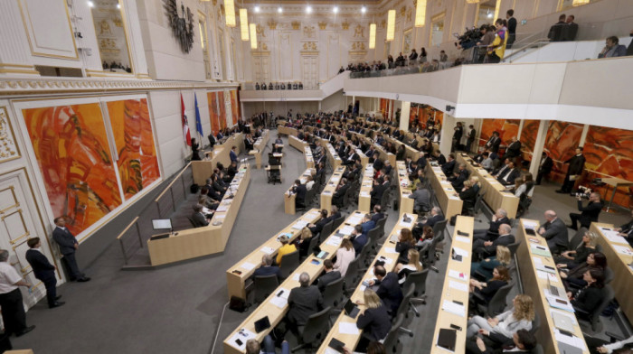 Parlament Austrije jednoglasno usvojio rezoluciju o sećanju na Srebrenicu