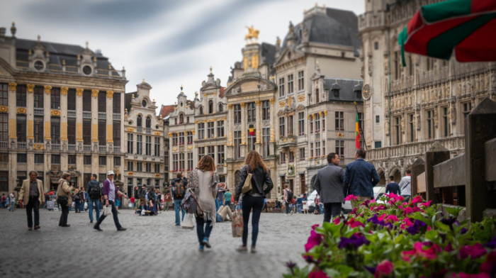 Belgija od danas ukida gotovo sve epidemiloške mere uključujući maske i kovid propusnice