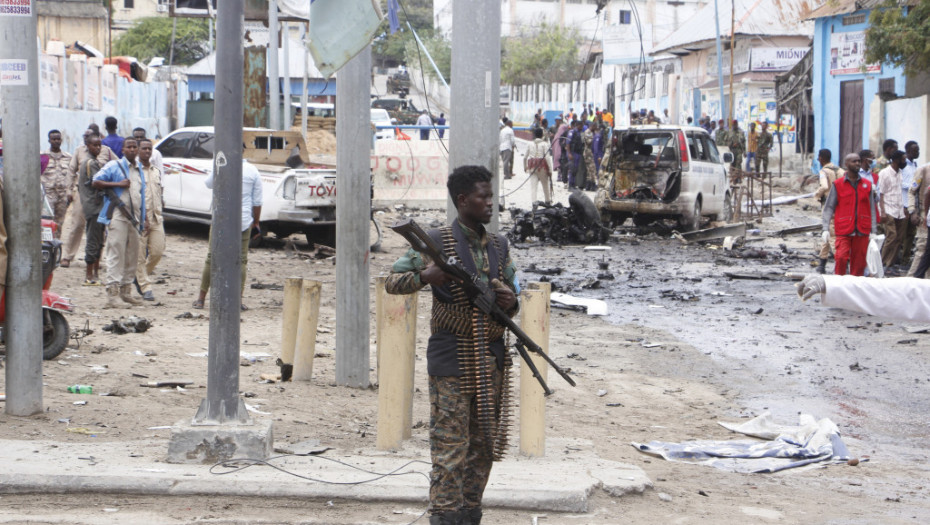 U eksploziji minobacačke granate u Somaliji poginulo više od 20 ljudi, uglavnom dece