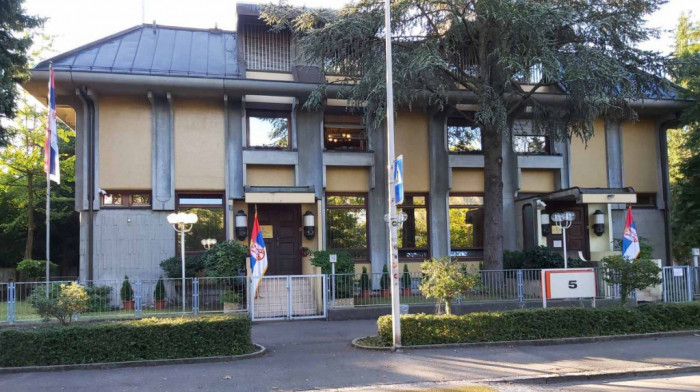 Ambasadi Srbije u Bernu stigle preteće poruke vezane za KiM