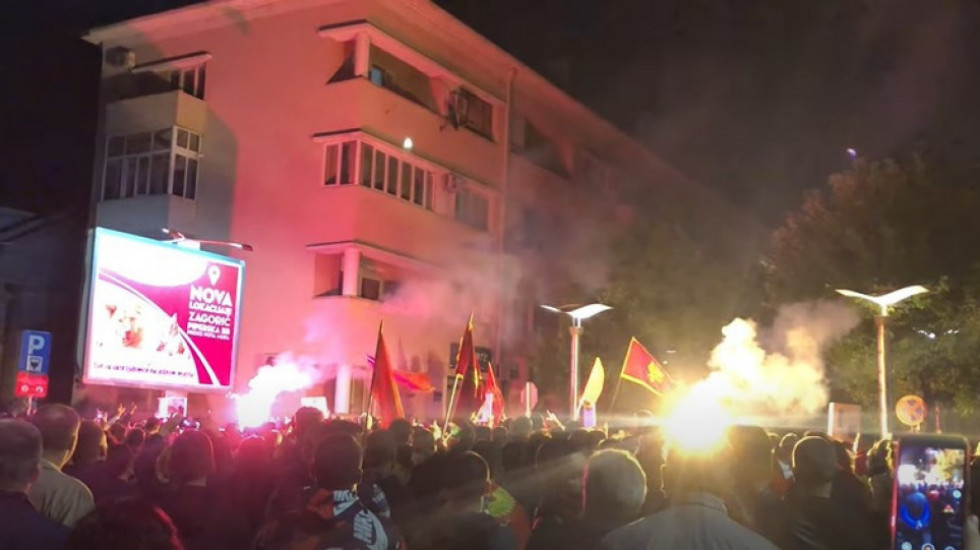 Protest zbog upisa Cetinjskog manastira u svojinu Mitropolije crnogorsko-primorske: "Ovo nije Srbija, no Crna Gora"
