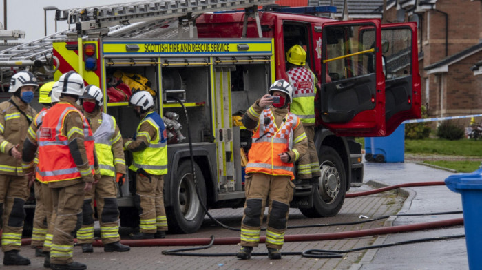 Zatvorena najprometnija železnička stanica u Škotskoj: Izbio požar u prodavnici vejp cigareta