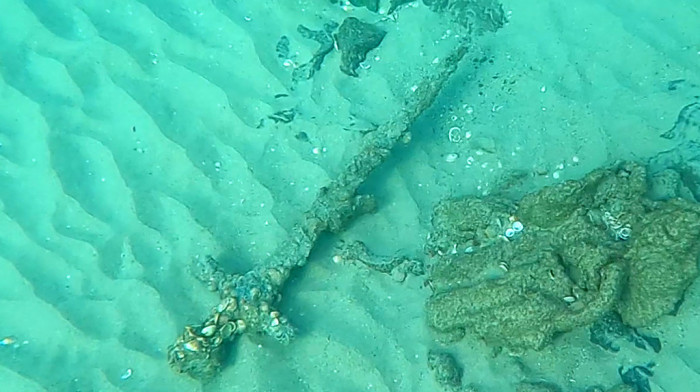 Ronilac slučajno otkrio krstaški mač star 900 godina u Sredozemnom moru