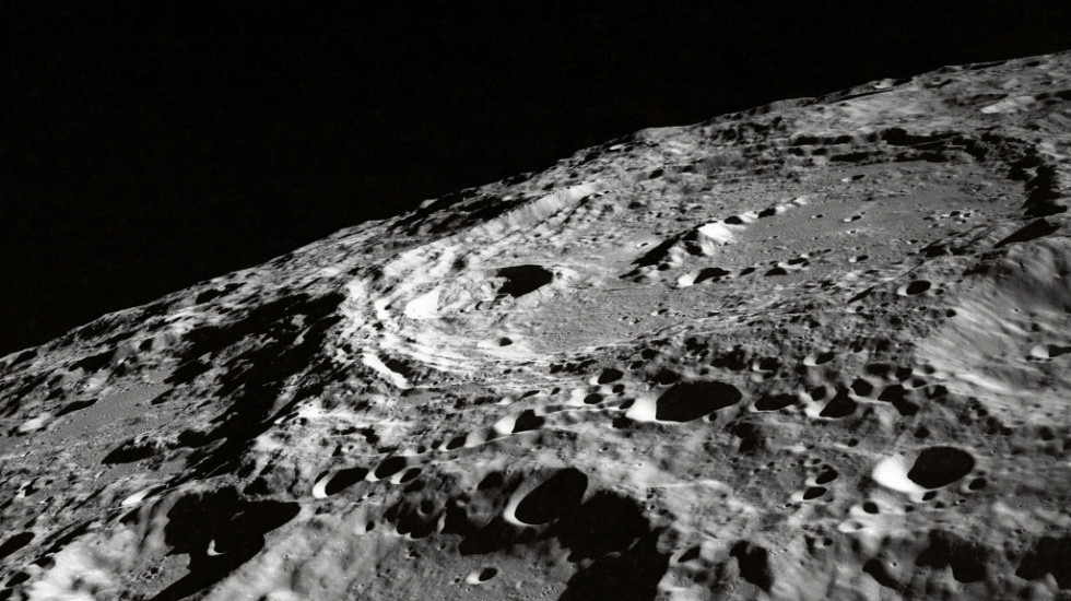 Kineski istraživači smatraju da se na Mesecu odvijala vulkanska aktivnost: "Na to ukazuju i njegove stene"