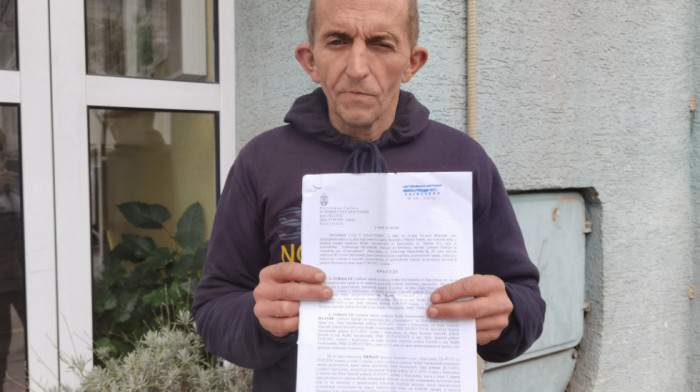 Kragujevčanin Ðorđe Joksimović prekinuo je štrajk glađu, očekuje da mu deca budu vraćena