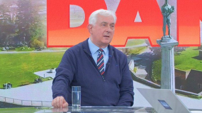 Dr Delić o kovid propusnicama: Srbija pokušava da reši problem "kozmetičkim merama"