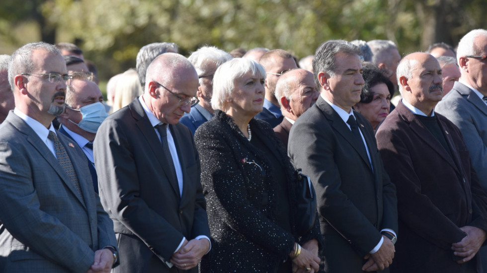 U Šumaricama komemoracije održavane bez visokih nemačkih delegacija, potpredsednica Bundestaga to promenila