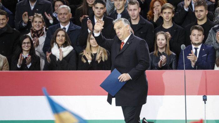 Raspisani izbori i referendum u Mađarskoj za 3. april