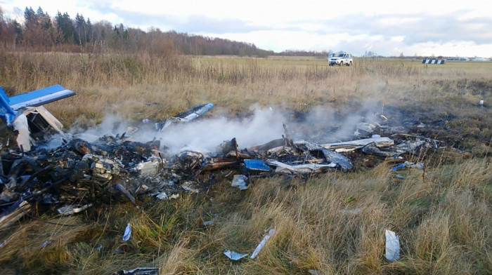 Srušio se mali avion u moskovskoj oblasti, dve osobe poginule