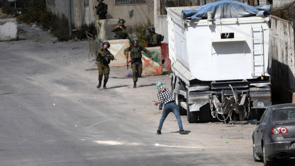 Izraelske snage rasturile demonstracije Palestinaca u znak podrške zatvorenicima