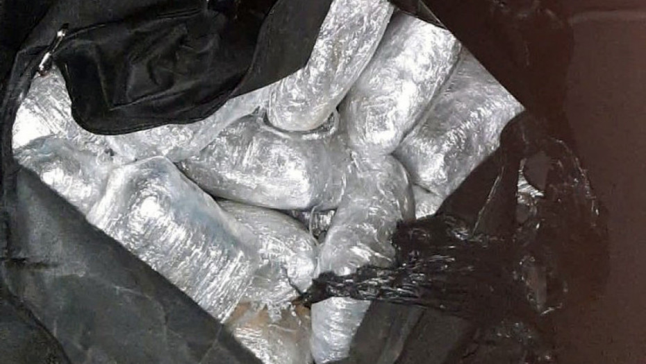 Policija u Bačkoj Topoli zaplenila 45 kilograma marihuane