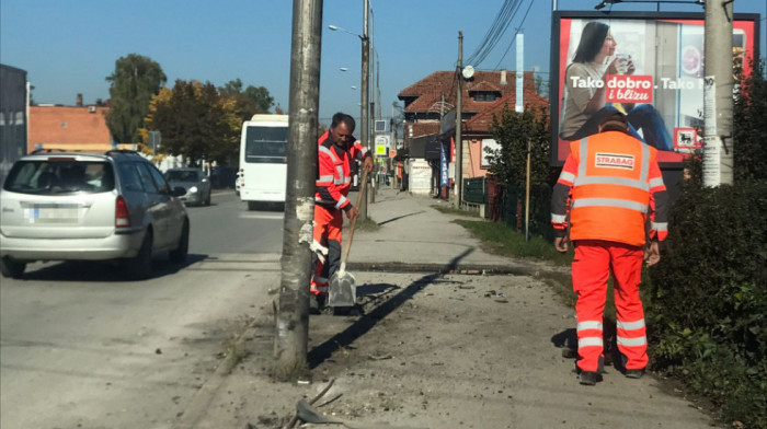 Saobraćajna nesreća u Čačku, taksista poginuo nakon sletanja sa puta