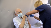 Grčka: Od danas kazne za starije od 60 koji nisu vakcinisani