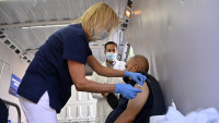 Zdravstveni radnici u Grčkoj moraju da se vakcinišu do 31. marta ili im sledi - otkaz