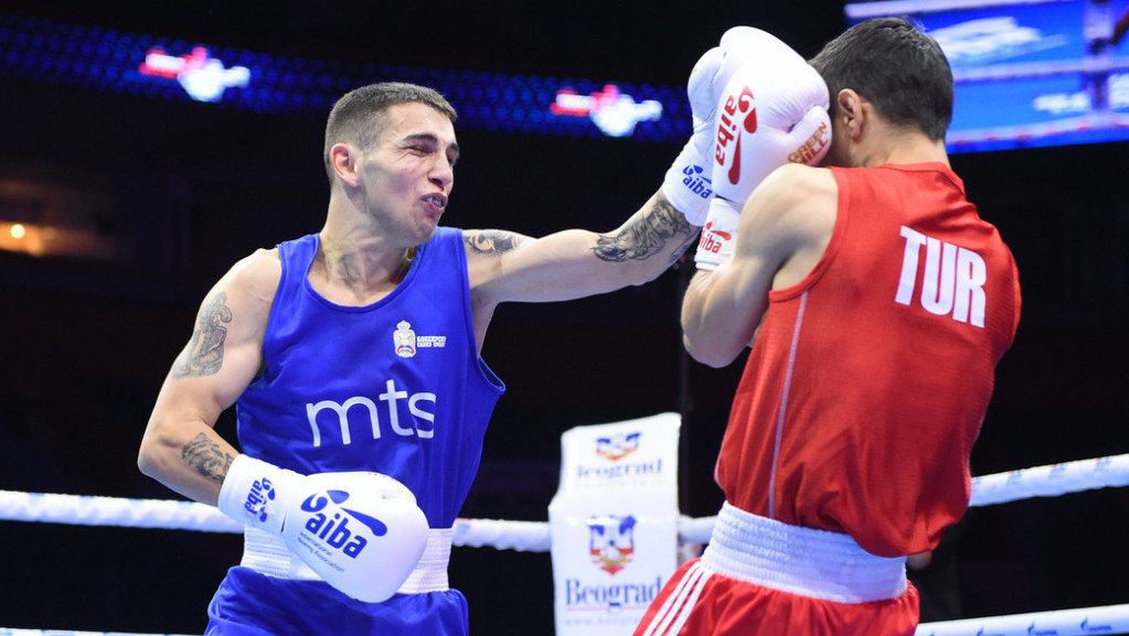 Svestko prvenstvo u boksu: Omer Ametović savladao Muhameda Unlua