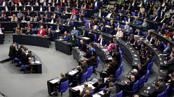 Bundestag usvojio zakon kojim se smanjuje broj poslanika