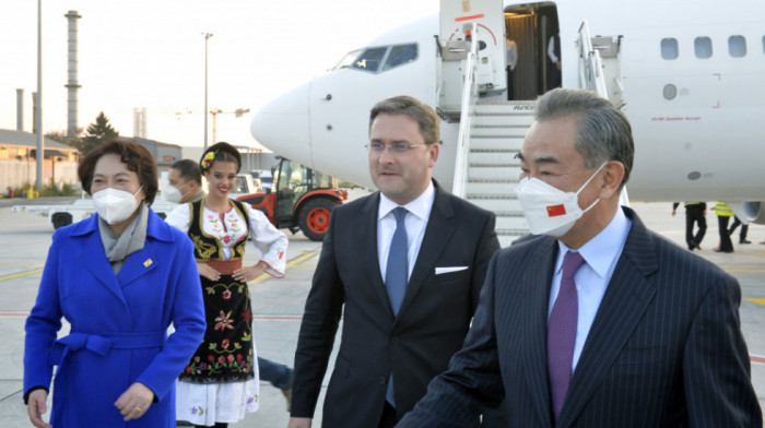 Selaković se sastao sa kineskim šefom diplomatije: Srbija i Kina će uvek biti partneri