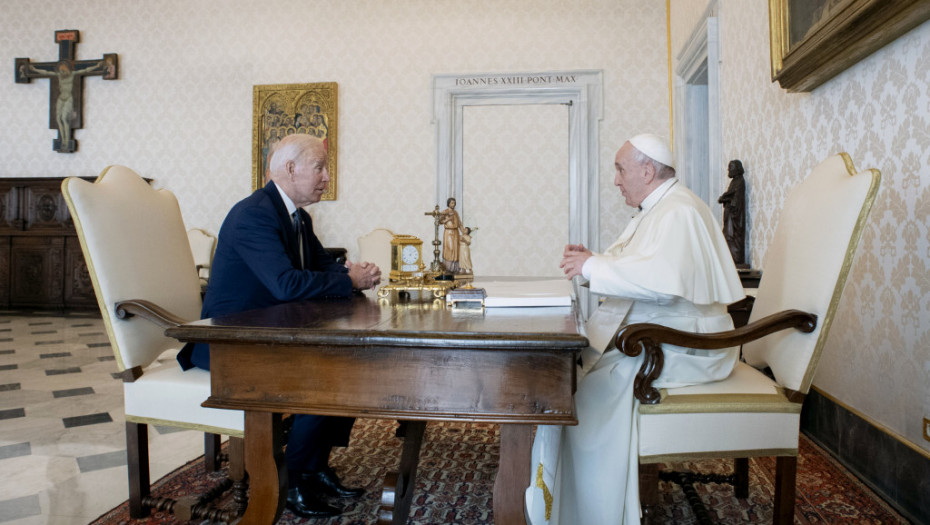 Bajden imao dug sastanak sa Papom u Vatikanu: Rekao mi je da je srećan što sam dobar katolik