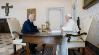 Bajden imao dug sastanak sa Papom u Vatikanu: Rekao mi je da je srećan što sam dobar katolik