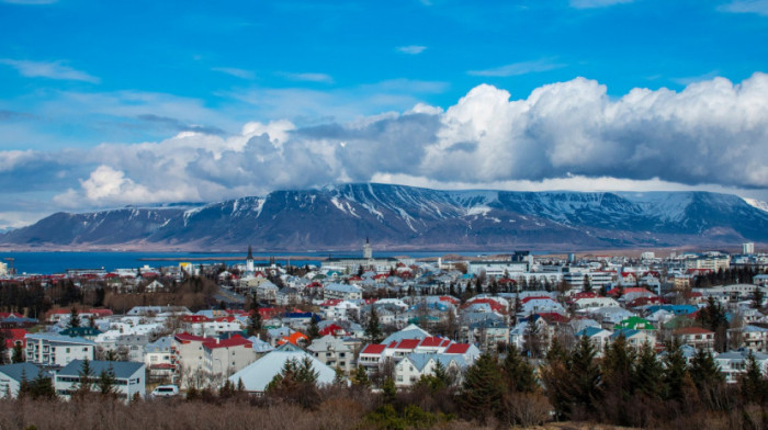 Muškarcu na Islandu odbijen transport avionom hitne pomoći zbog viška kilograma
